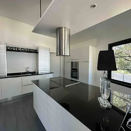 Maison Du Avec Lagon, De Nage, Jacuzzi Villa Biscarrosse