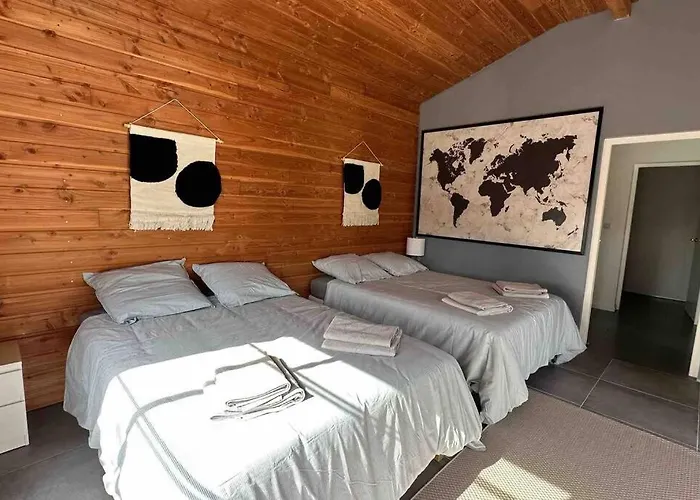 Maison Du Avec Lagon, De Nage, Jacuzzi Willa