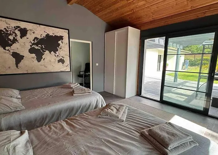 Maison Du Avec Lagon, De Nage, Jacuzzi