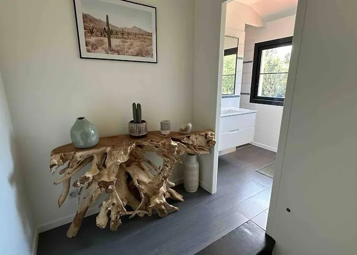 Maison Du Avec Lagon, De Nage, Jacuzzi Willa